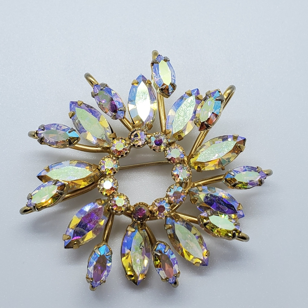 Vintage Ab rhinestone Flower brooch.